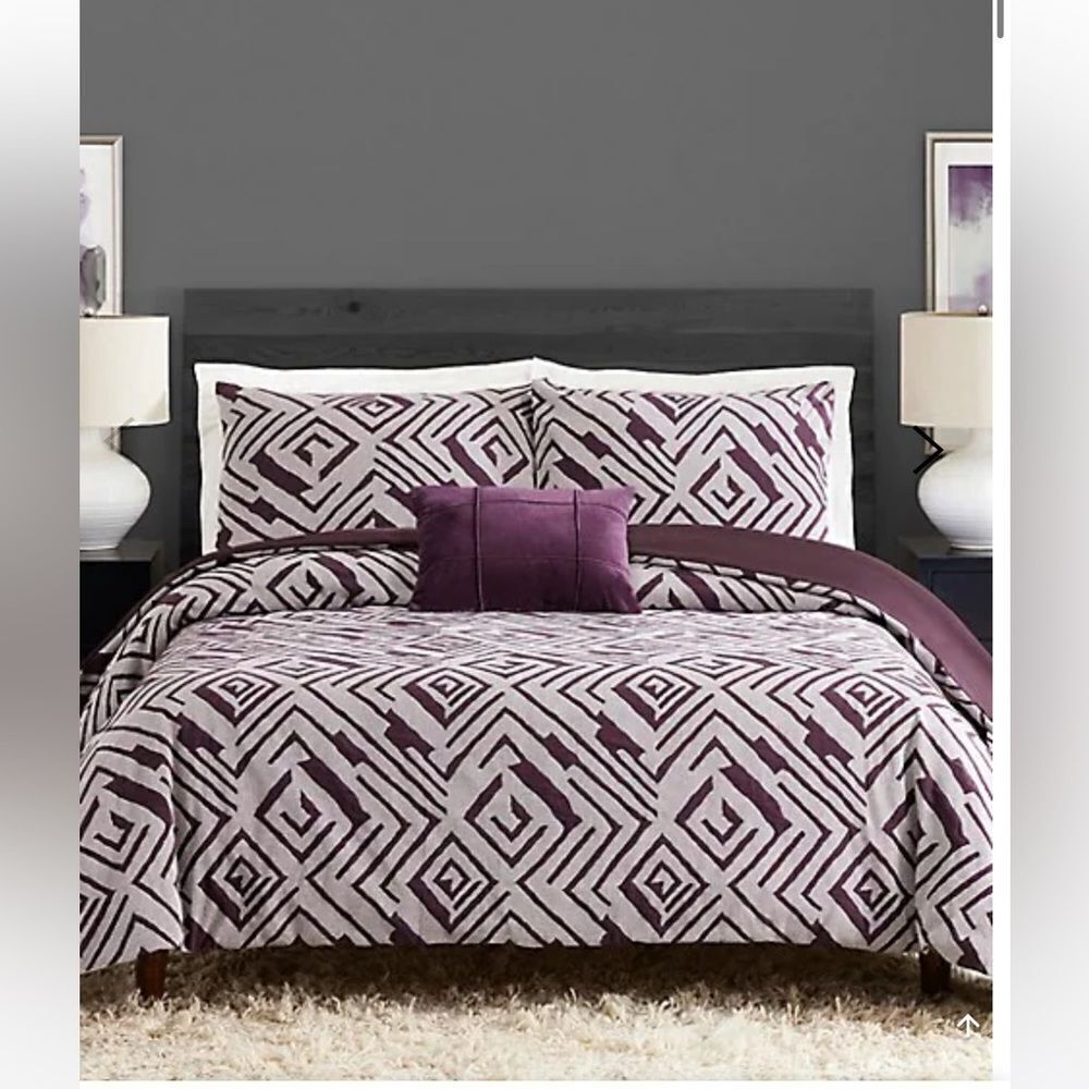 Ayesha Curry

Abstract Geo 3-Piece Duvet Cover Set